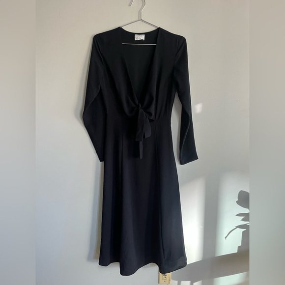 Aritzia Wilfred Aubagne Black Midi Dress Adjustable  Wrap - Picture 4 of 12